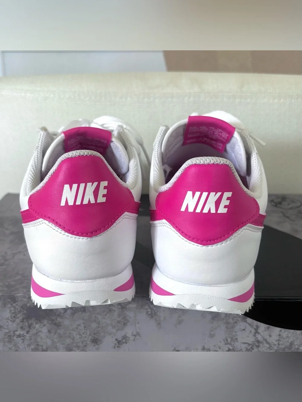 Nike Cortez White Active Fuchsia Pink GS 6Y Womens 7.5 Sneakers 904764-109